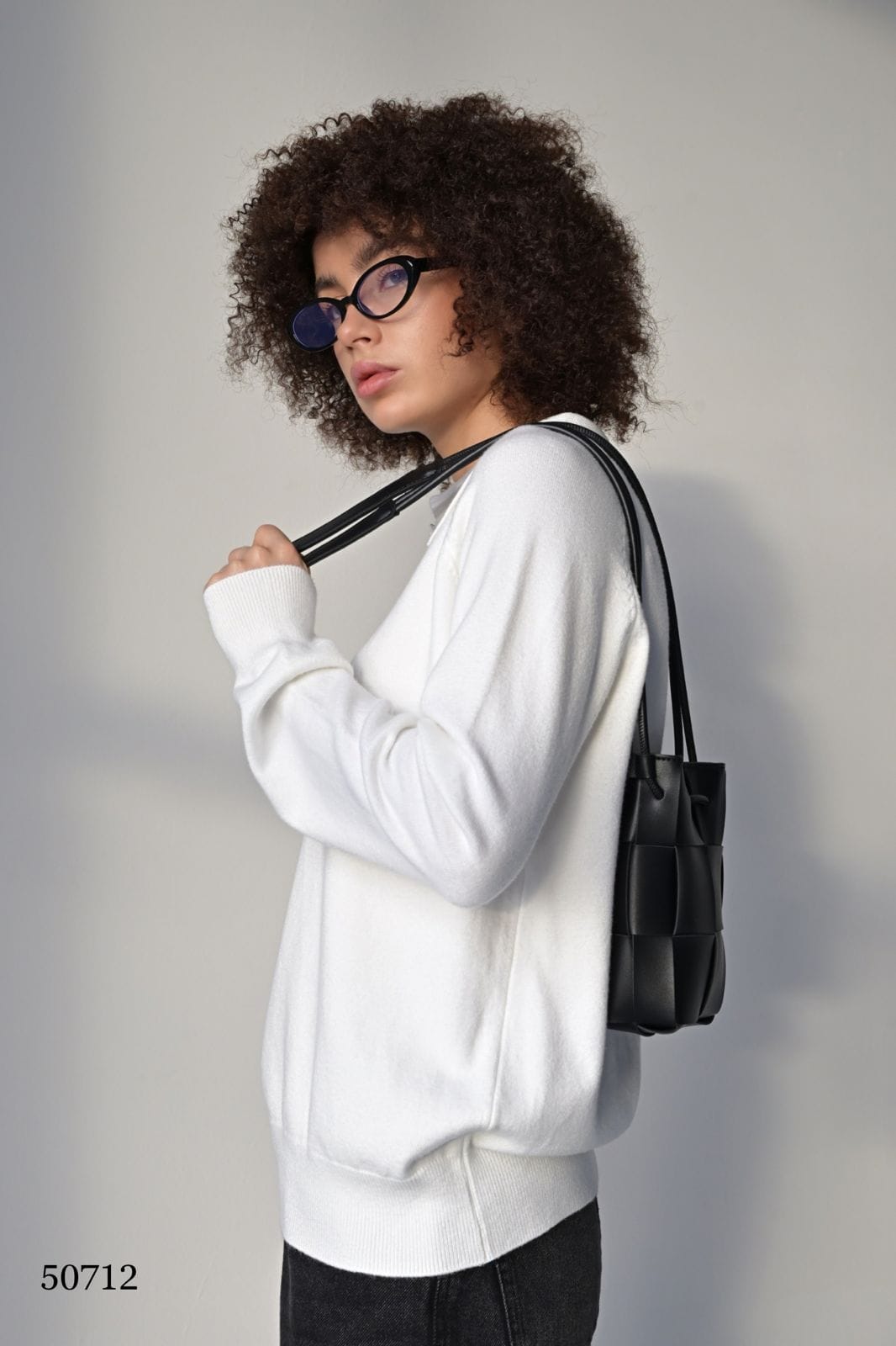 Пуловер женский — с воротником на молнии, светло-коричневый MISS DIVA