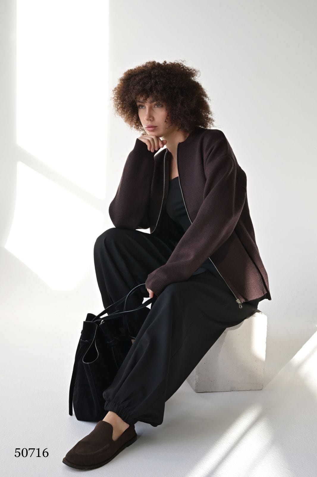 Кардиган женский — свободного кроя, на молнии,синий MISS DIVA