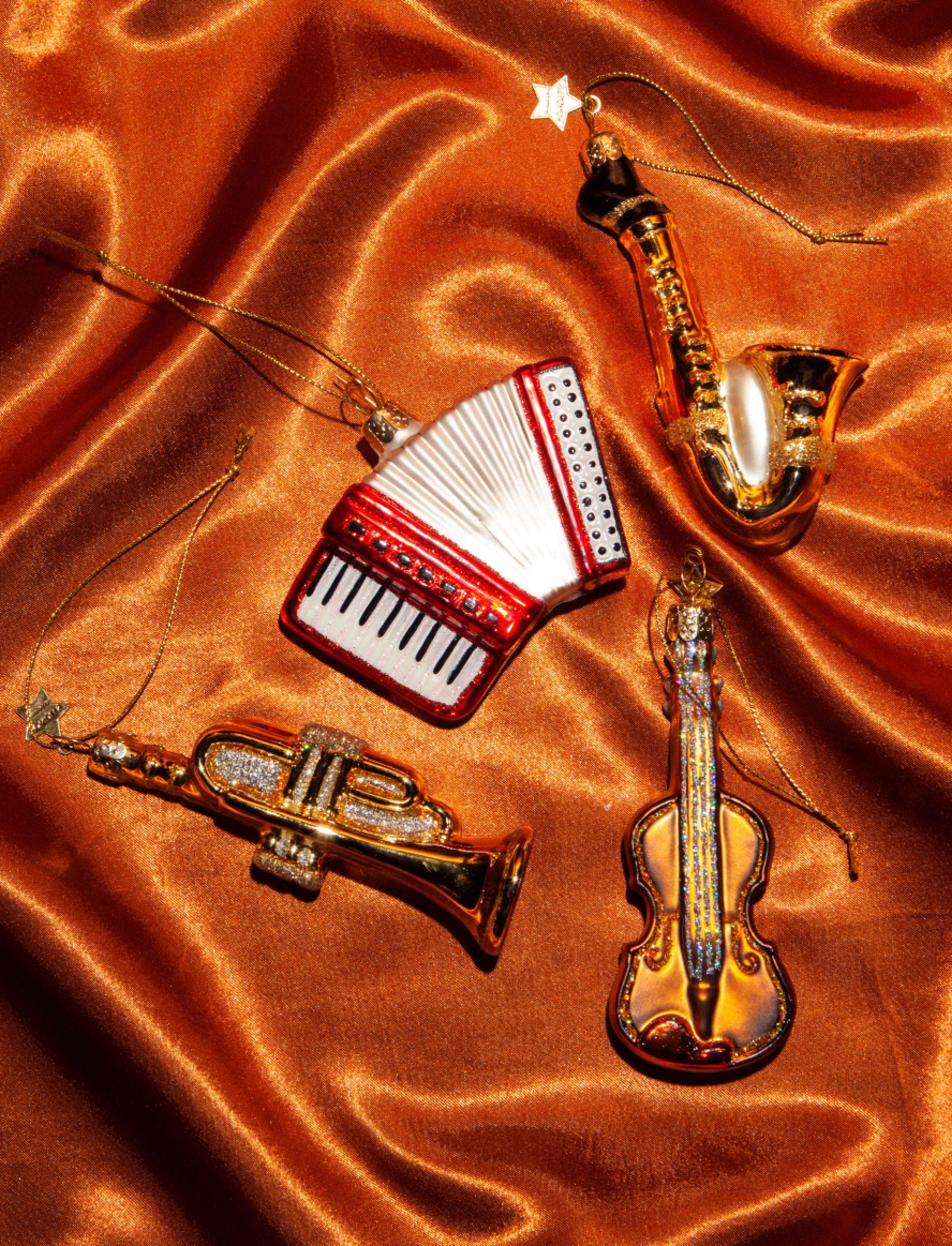 Новогоднее украшение Vondels Gold trompet Арт.1240101105016