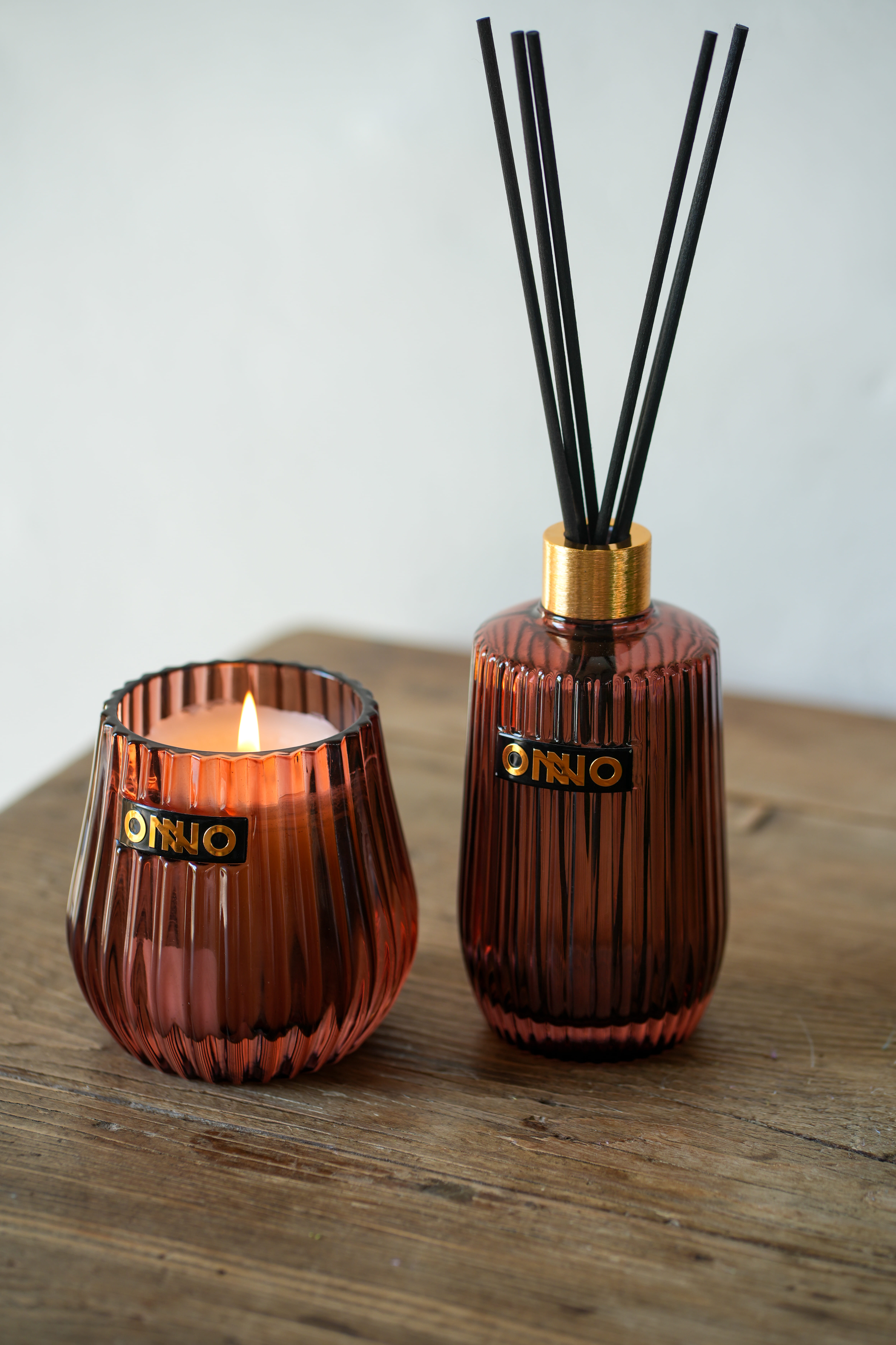 Аромадиффузор ONNO PRECIOUS OUD Арт.ONECRDPO