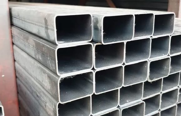 Труба профильная 60х40х2,0х6000 ОАО "ММЗ" ГОСТ