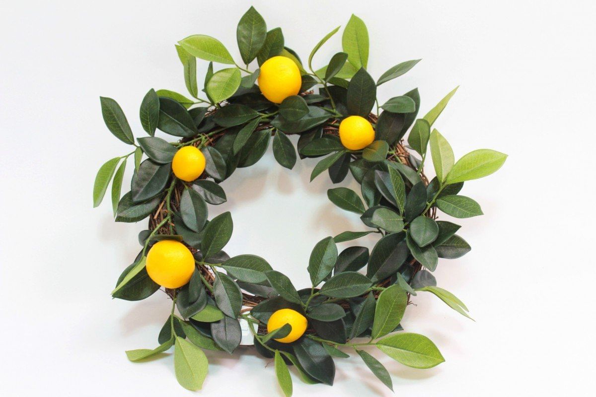 Венок с лимонами LIVING HOME