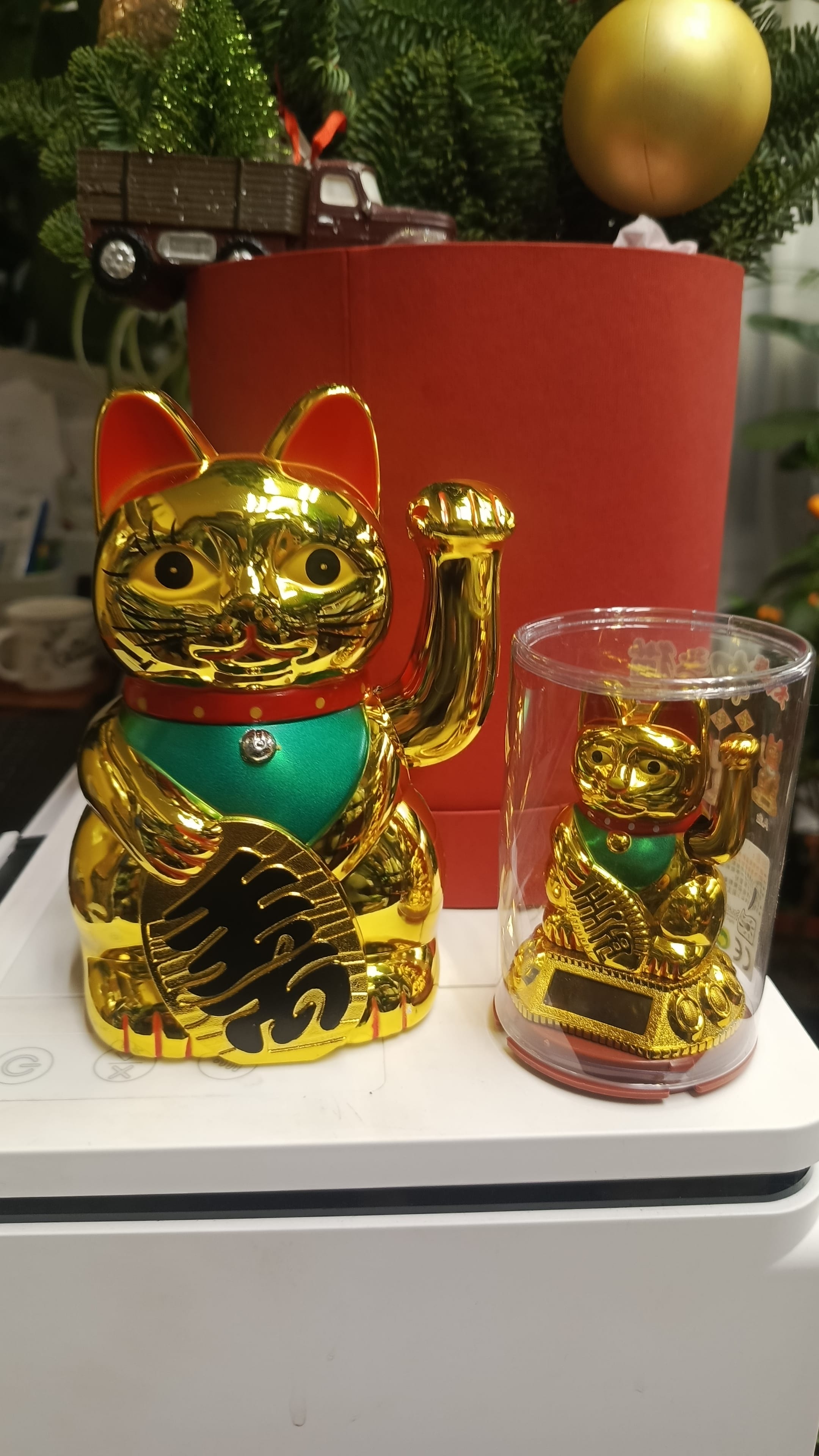 Кот маятник Манэки-нэко антистресс