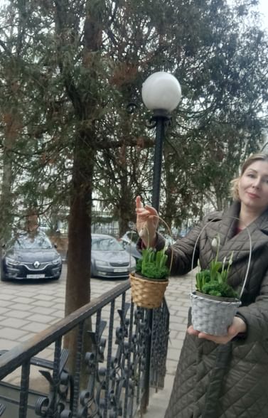 Подснежники в корзиночке ассорти