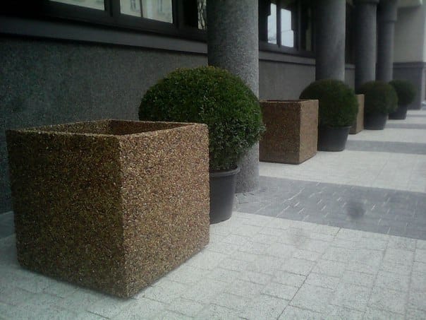 Вазоны из натурального камня