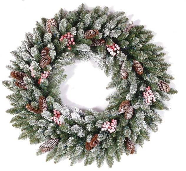 Венок натуральный из пихты с шишками