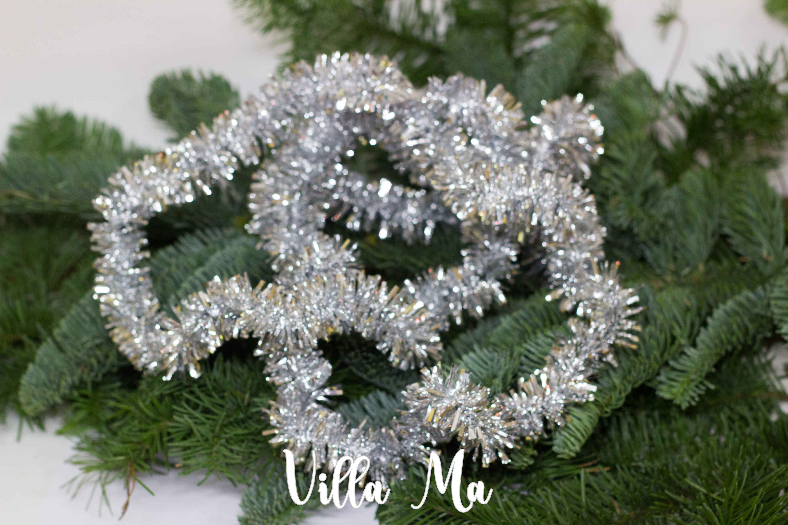 Мишура гирлянда