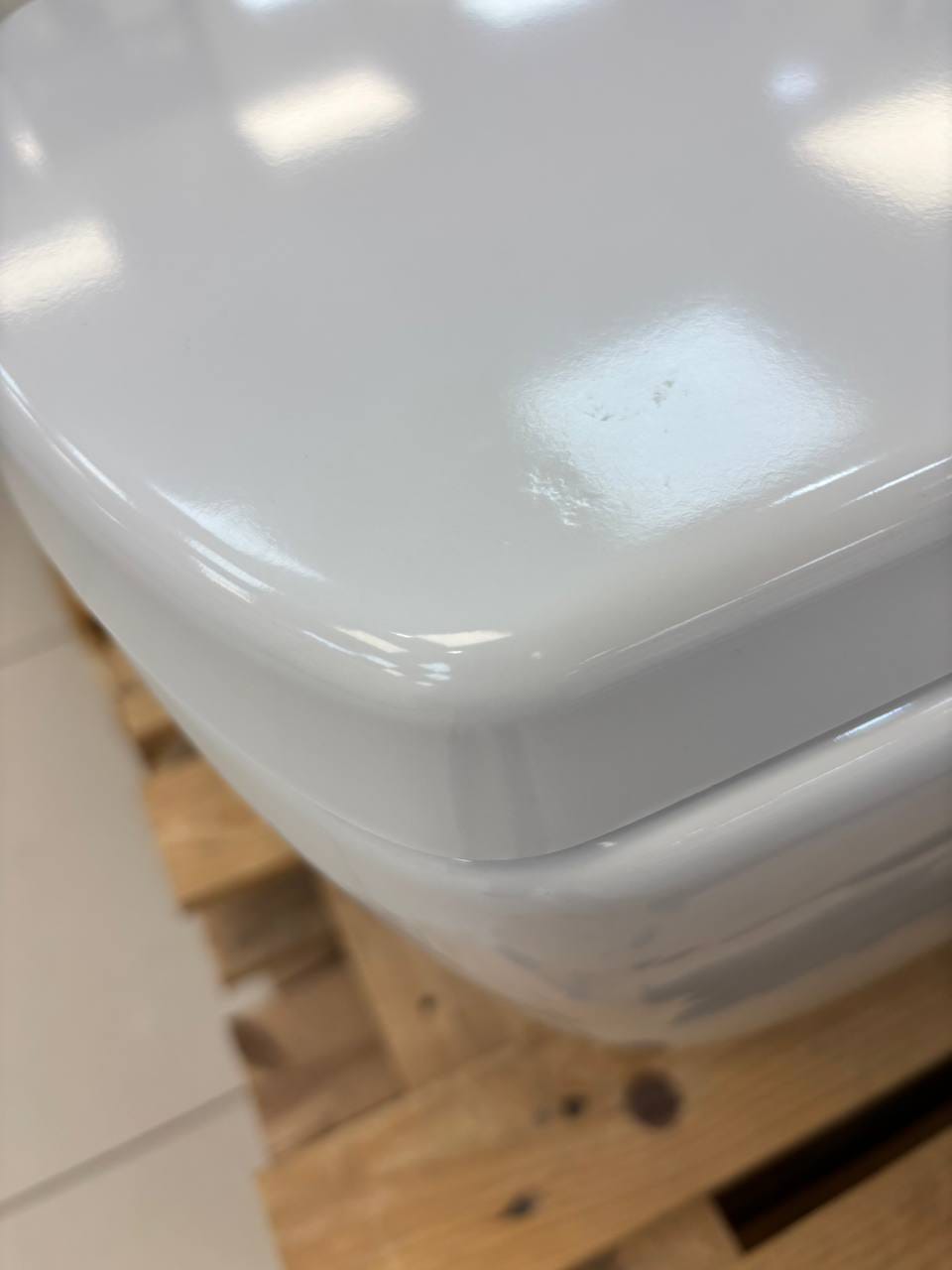 Унитаз подвесной Creavit Tetra c сиденьем